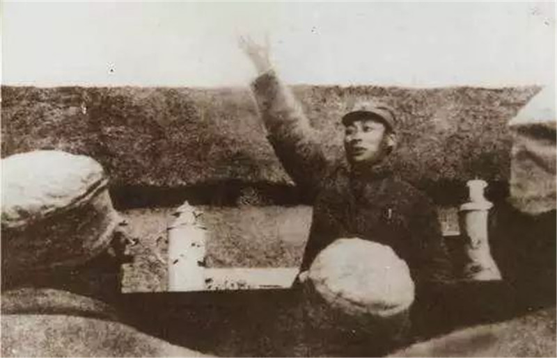 1619396298097058740.jpg 1938年,陈毅在新四军第一支队干部会议上讲话.jpg