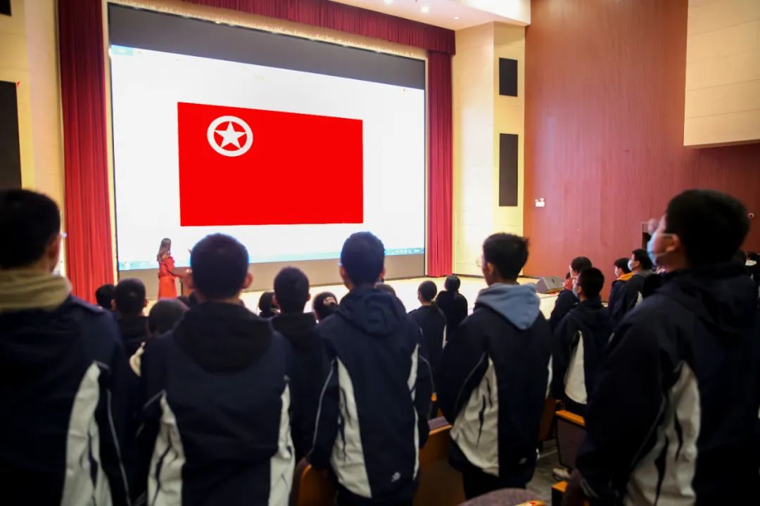 b76b0b9ba2358fff812cec6ad99bd467.jpg